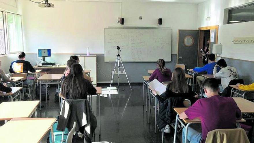 Webcam en un aula del instituto Cotes Baixes de Alcoy.