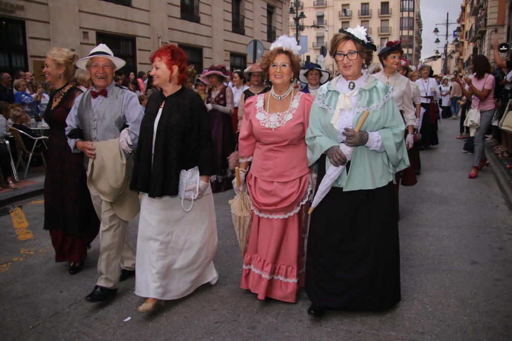 Primeros actos de la III Feria Modernista de Alcoy