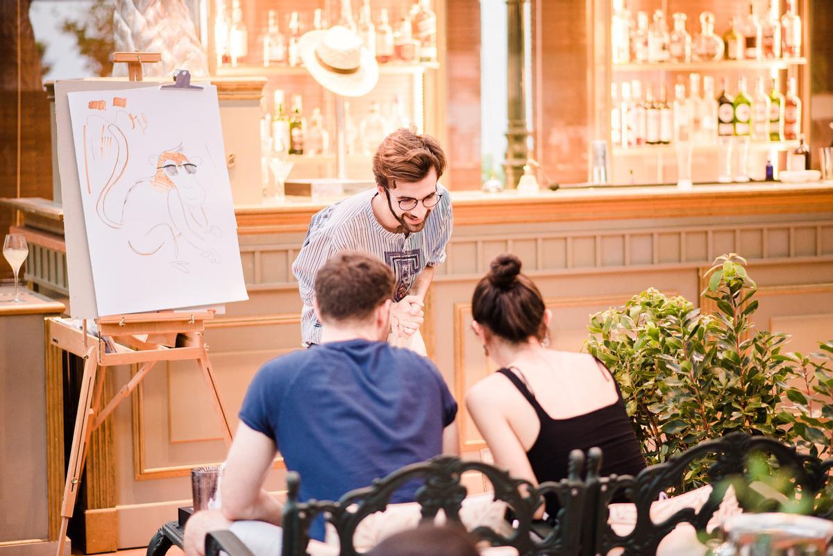 Actividad 'Art &amp; Drinks' en el Hotel El Palace Barcelona.