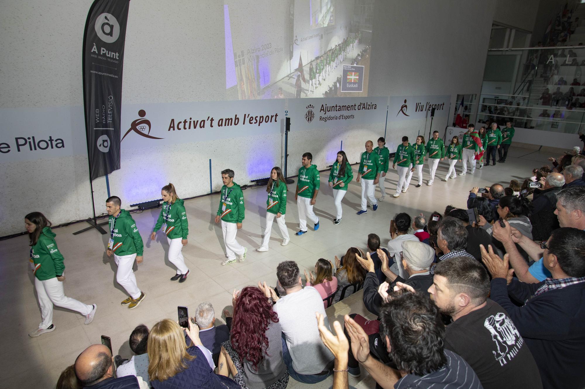 Las mejores imágenes de la gala inaugural del Mundial de Pilota de Alzira