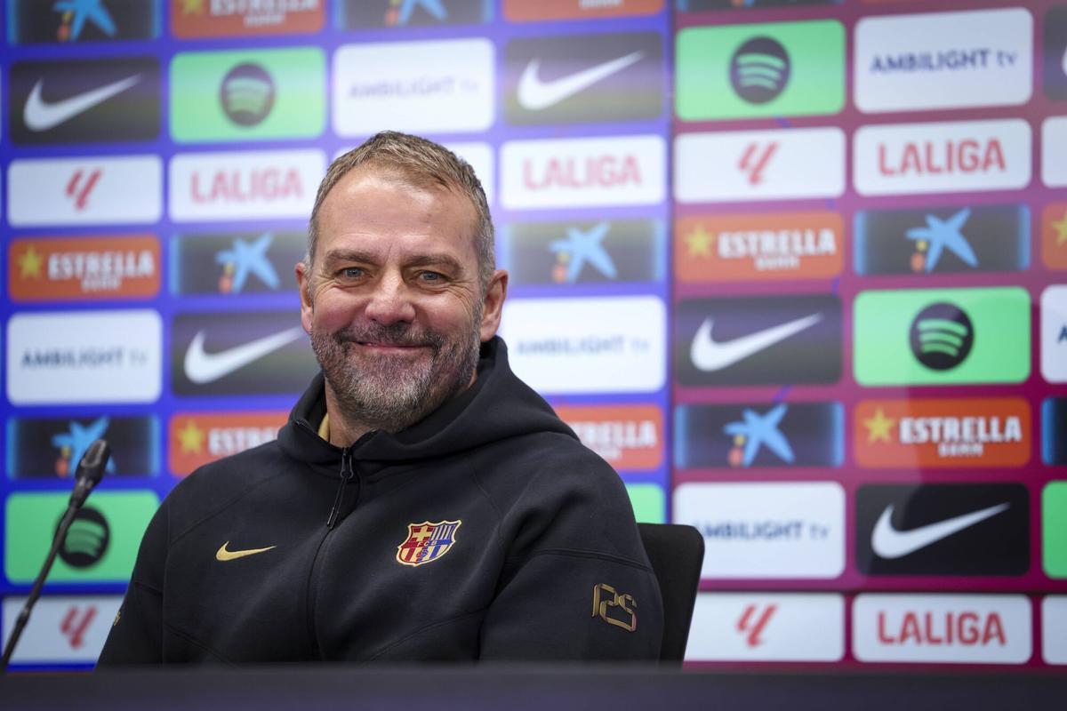 Hansi Flick, entrenador del Barcelona, en rueda de prensa