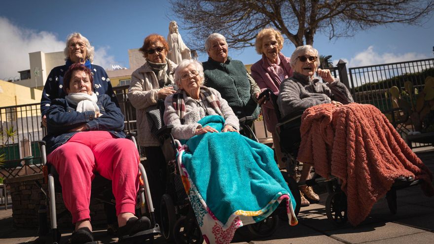 Las &#039;chicas de oro&#039; celebran el Día de la Madre en La Laguna