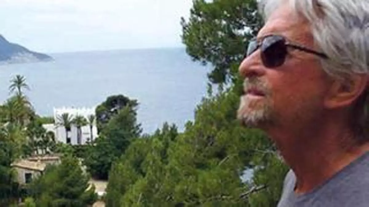 Michael Douglas celebra el 4 de julio desde su lujosa mansión de Mallorca, s'Estaca