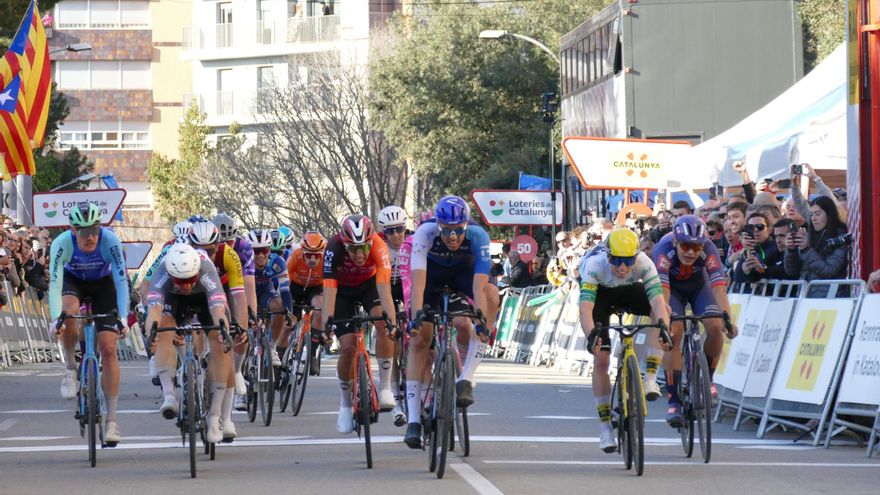 IMATGES | La Volta a Catalunya torna a Figueres 56 anys després