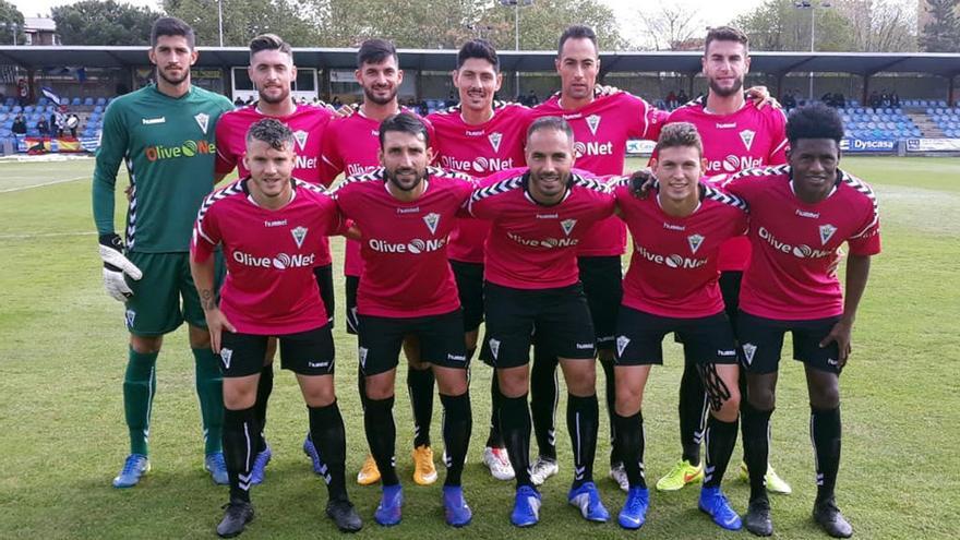 Once inicial del Marbella FC en Talavera.