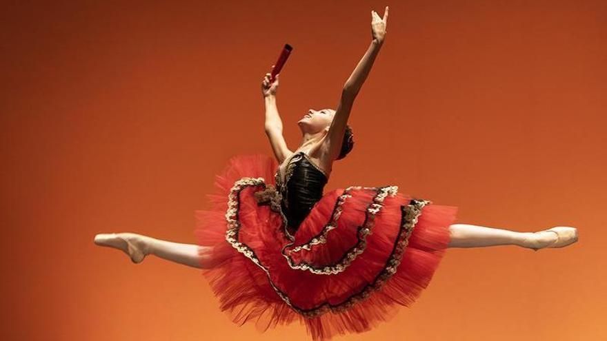 Alicante reúne a jóvenes talentos de la danza