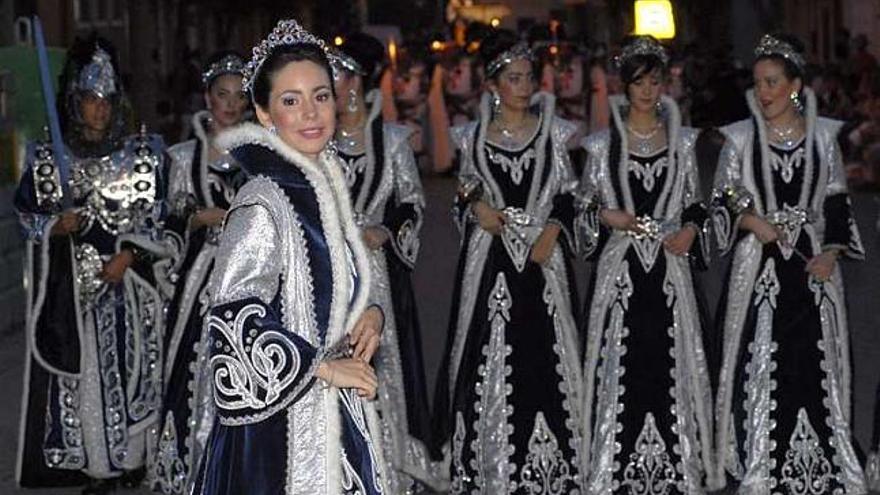 Un instante del desfile de Moros y Cristianos.