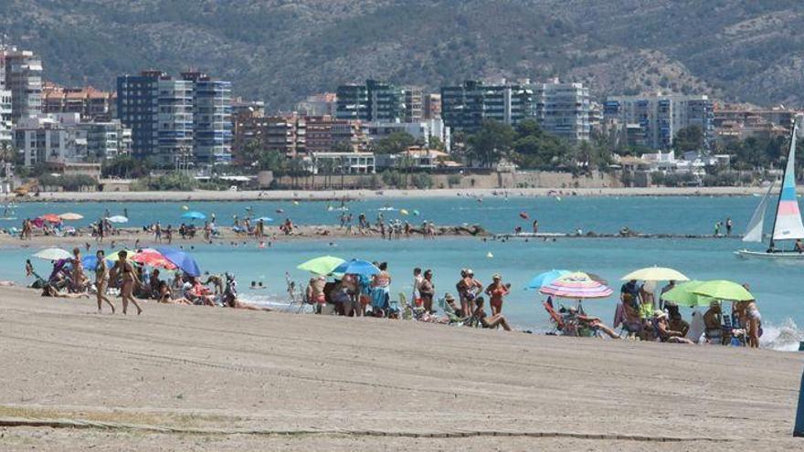 Castellón pierde la mitad de turistas con respecto al pasado verano