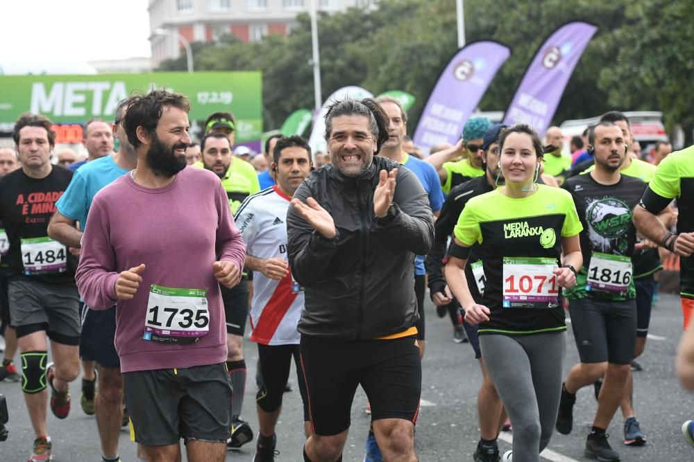 Búscate en la galería del medio maratón Coruña21