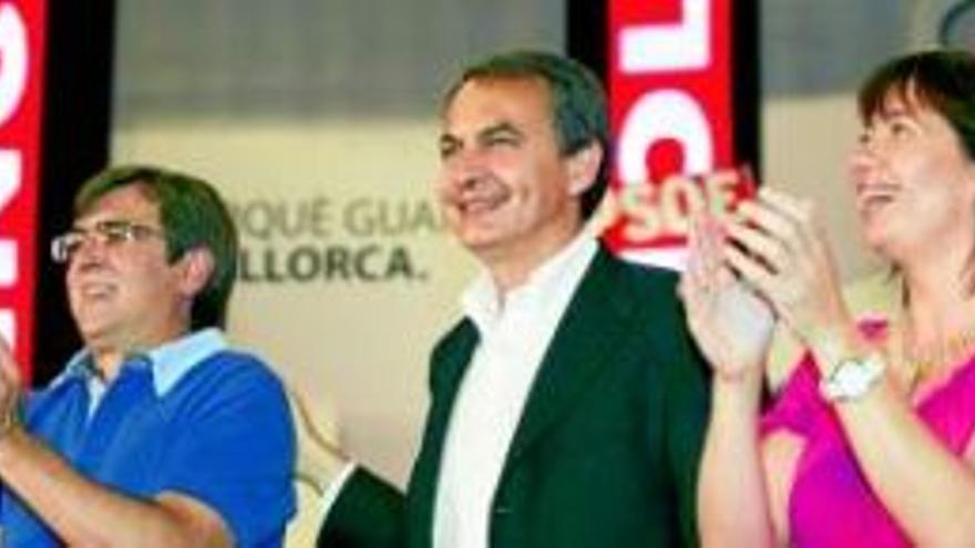 Zapatero acusa al PP de no respetar a los inmigrantes