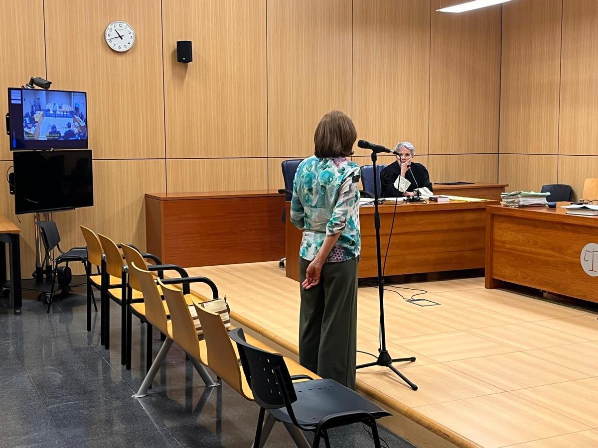 La acusada durante su declaración ante el juez, este martes en la Audicencia Provincial de Valencia
