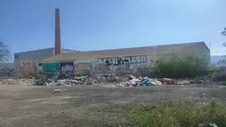 El Ayuntamiento de Murcia intensifica la vigilancia en solares para evitar incendios y mal olor