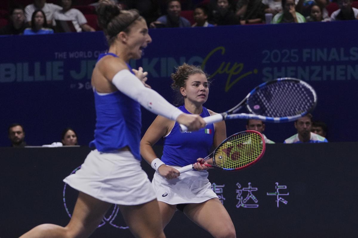 Paolini y Errani celebran la victoria
