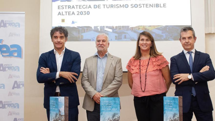 Altea inicia el camino para ser un destino turístico sostenible en la próxima década