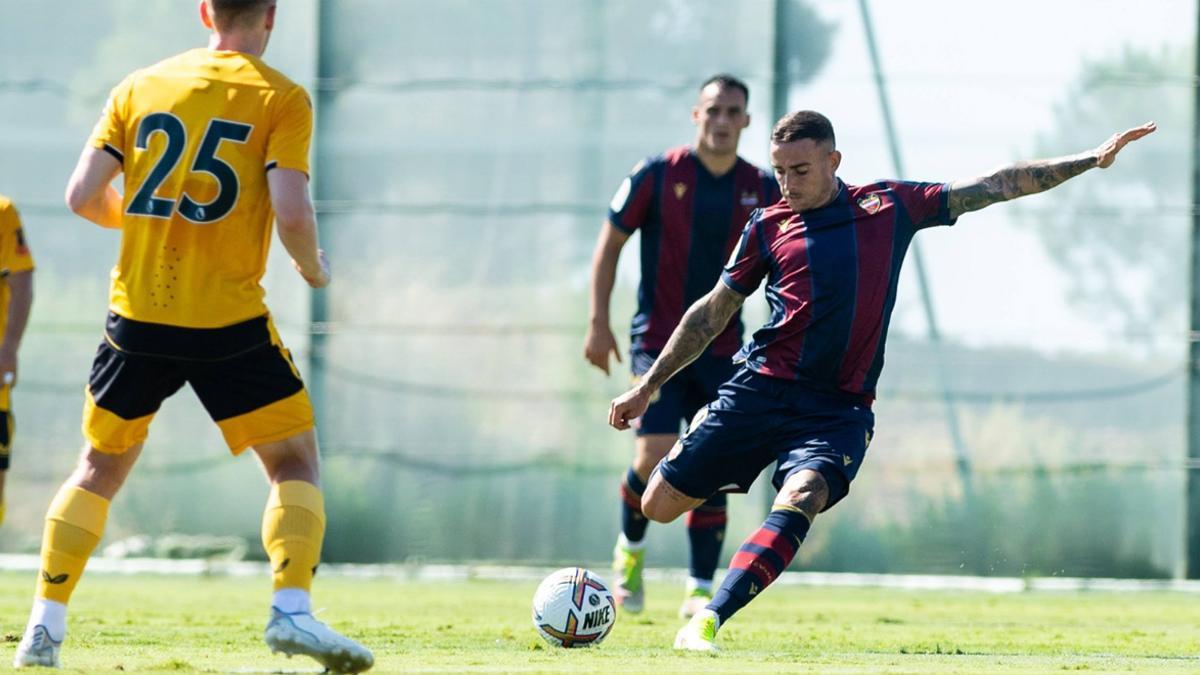 Roger Martí, en el amistoso frente a los Wolves