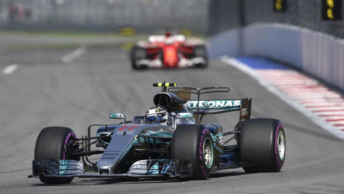 Bottas ha resistido los ataques de Vettel y ha ganado en Rusia