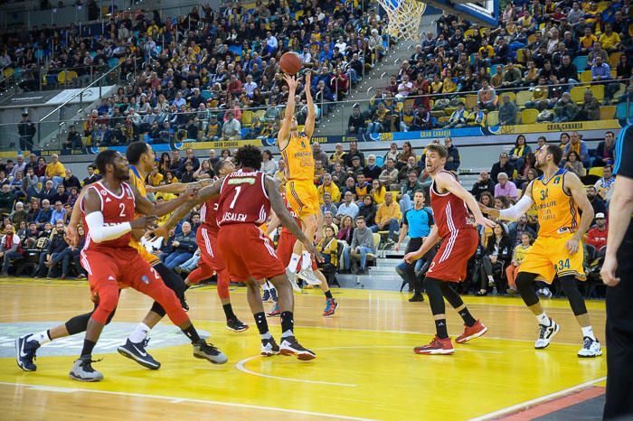 Partido de Eurocup entre Gran Canaria y Hapoel ...