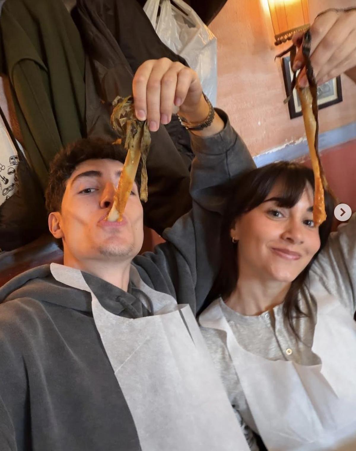 Aitana y Plex dsifrutan de planes en familia