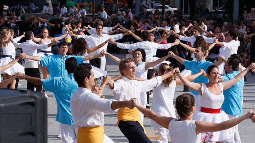 Sardanes Concurs de colles sardanistes