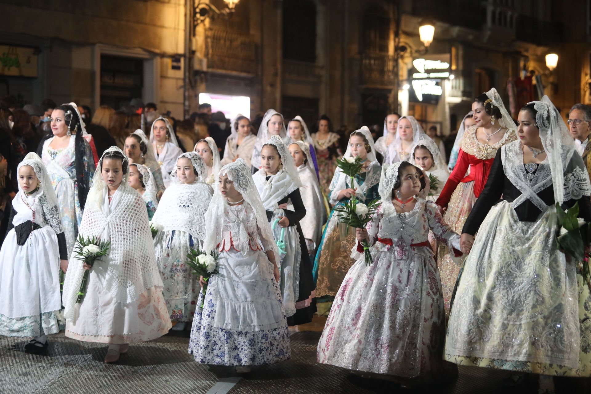 Búscate en la Ofrenda por la calle Quart (entre 21.00 y 22.00 horas)