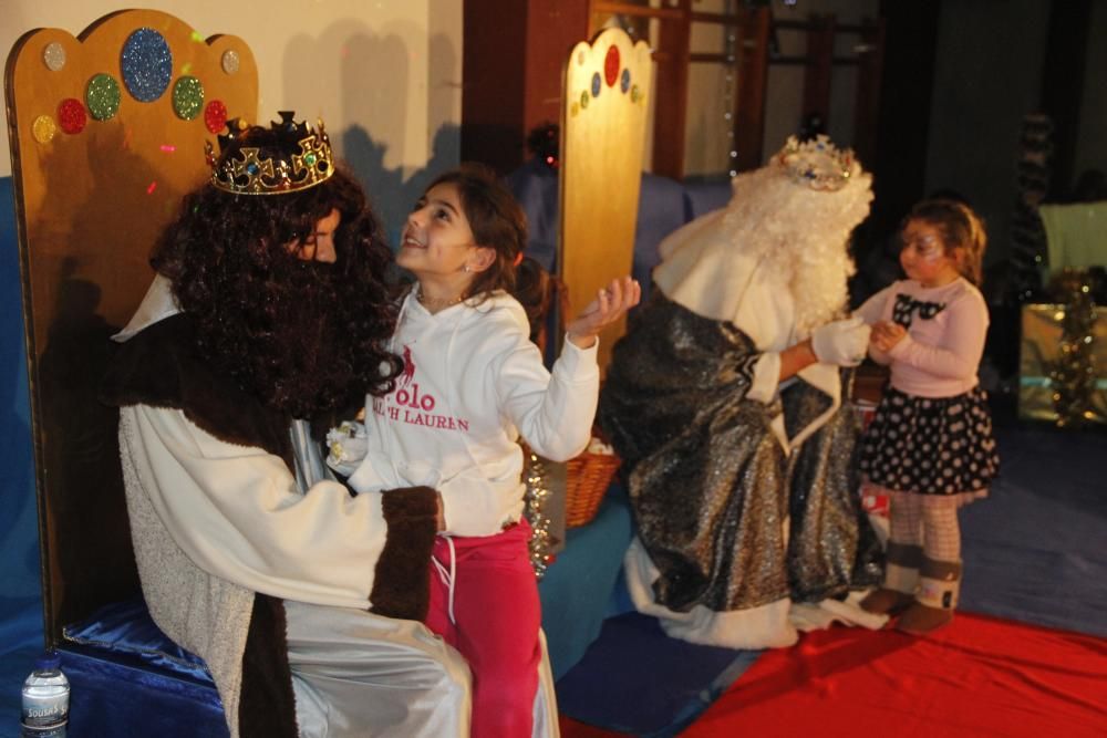 Los Reyes Magos ya aparecen por Domaio