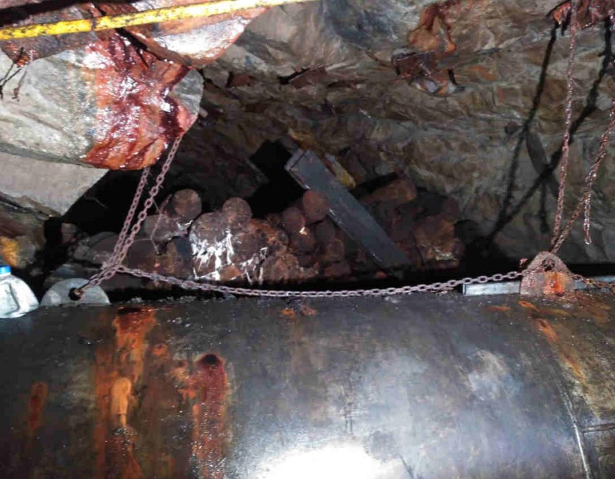 EN IMÁGENES: Así era "el peor de los chamizos": el espacio angosto y en riesgo de derrumbe en el que trabajaban los mineros que murieron en Cerredo