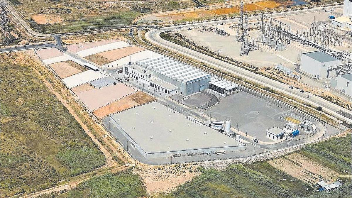 La planta de desalación construida por Acuamed en Sagunt comenzó a operar en 2018.