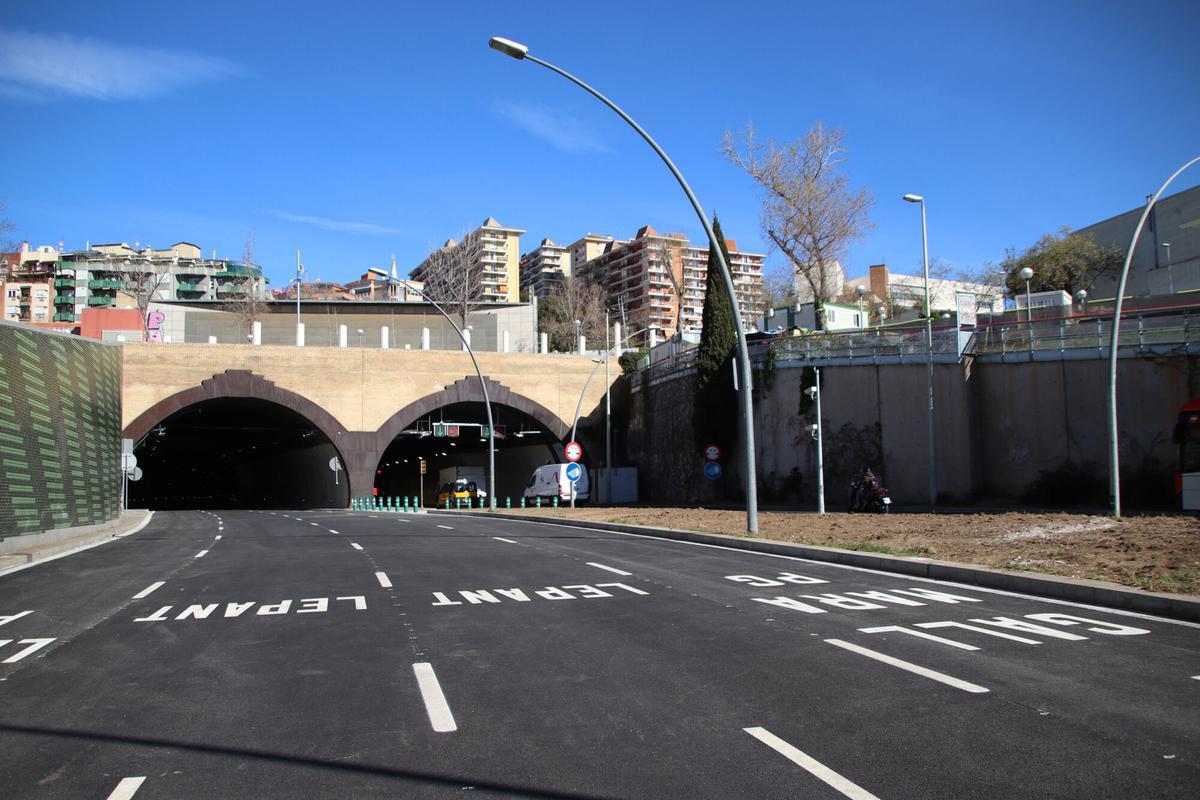 Barcelona reobre el Túnel de la Rovira en sentit mar després d’un any d’obres