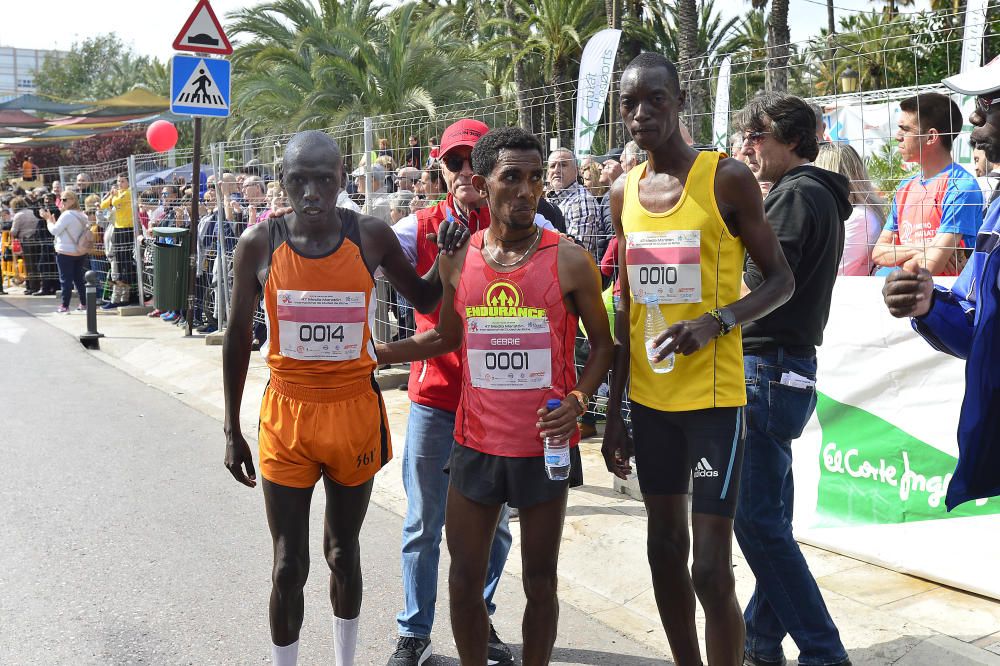 Las mejores imágenes de la Media Maratón de Elche