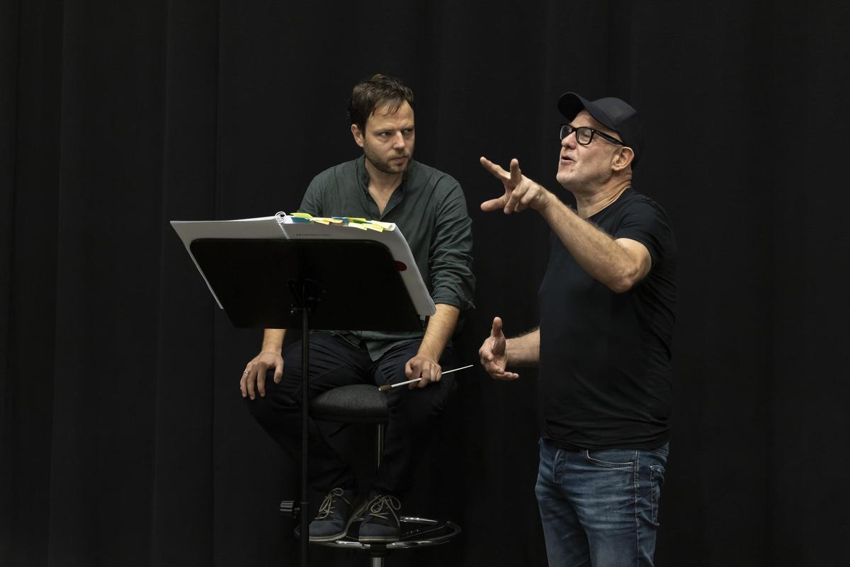 Francisco Coll y Àlex Rigola durante los ensayos.