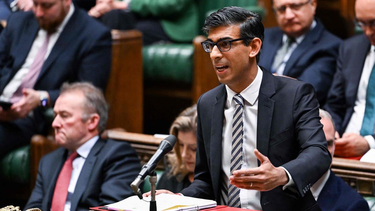 Rishi Sunak en la Cámara en Londres.