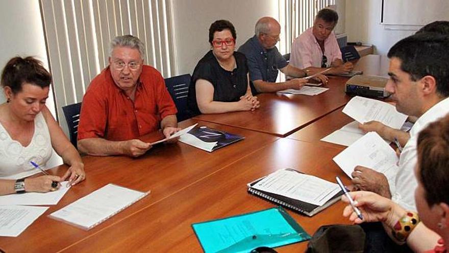 Los miembros del consejo de salud durante la reunión celebrada el pasado miércoles.