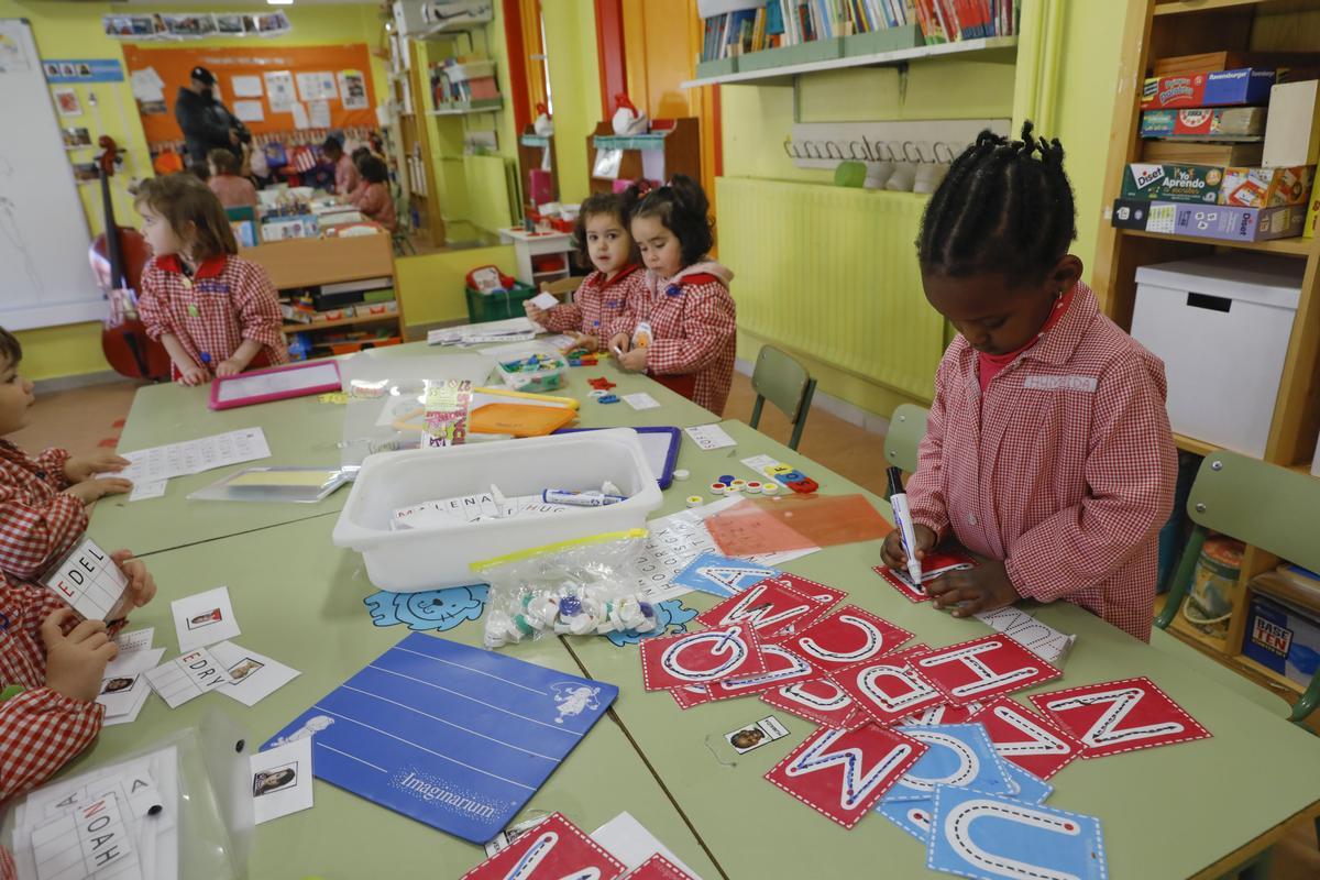 La escuela infantil Gloria Fuertes de Gijón, una escuela de cuento que usa relatos infantiles para enseñar