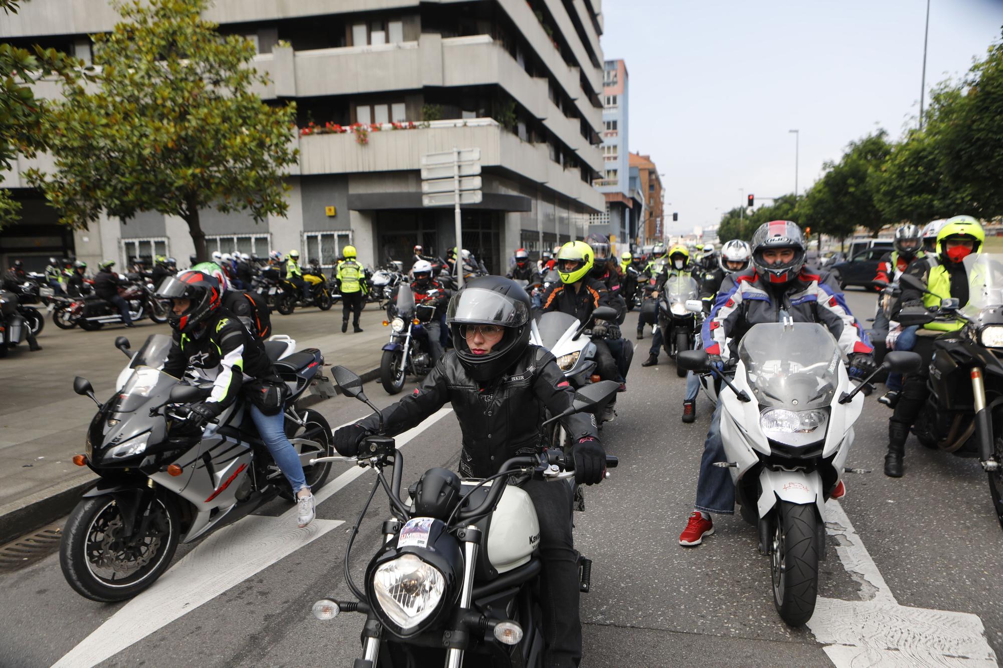 Concentración motos en Gijón