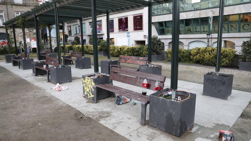 Siete botellones disueltos y dos comas etílicos, balance del ocio nocturno en Vigo