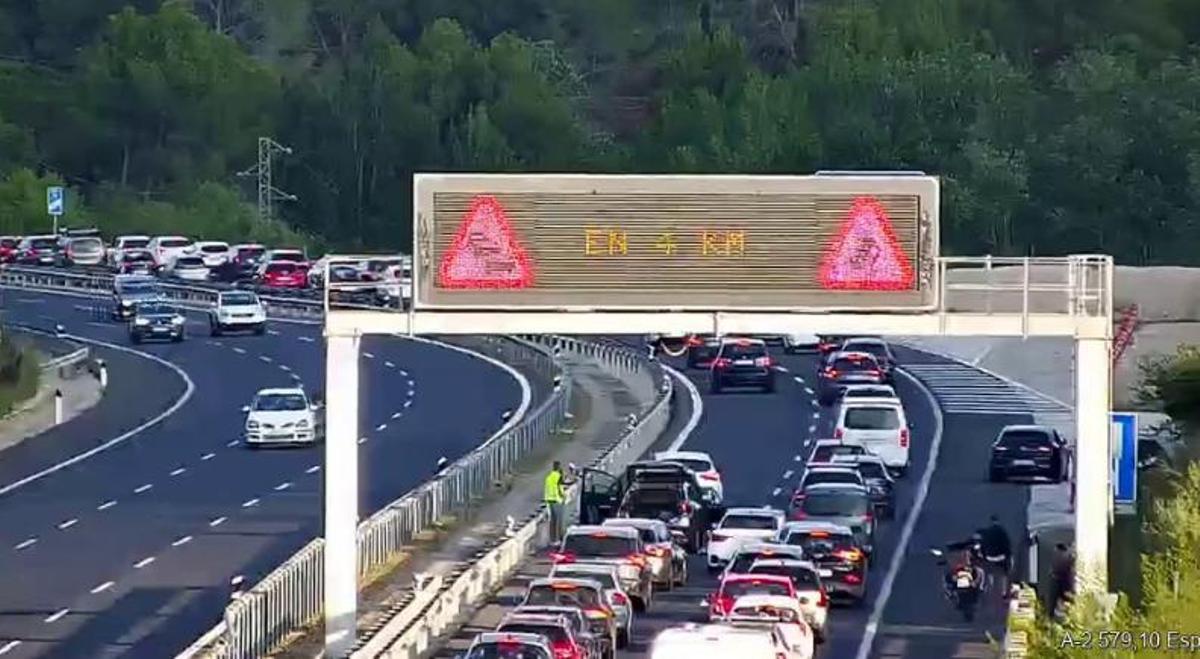 Els accidents compliquen la tornada a Barcelona: l’AP-7 i la C-32, les autopistes més afectades