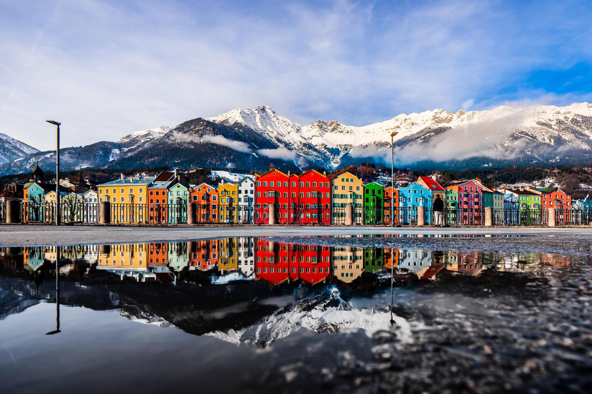 El colorido paisaje que deja Innsbruck resguardado por los Alpes