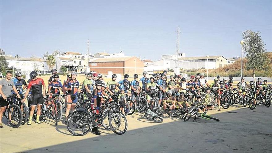 Jornada de convivencia del mundo ciclista en Bujalance