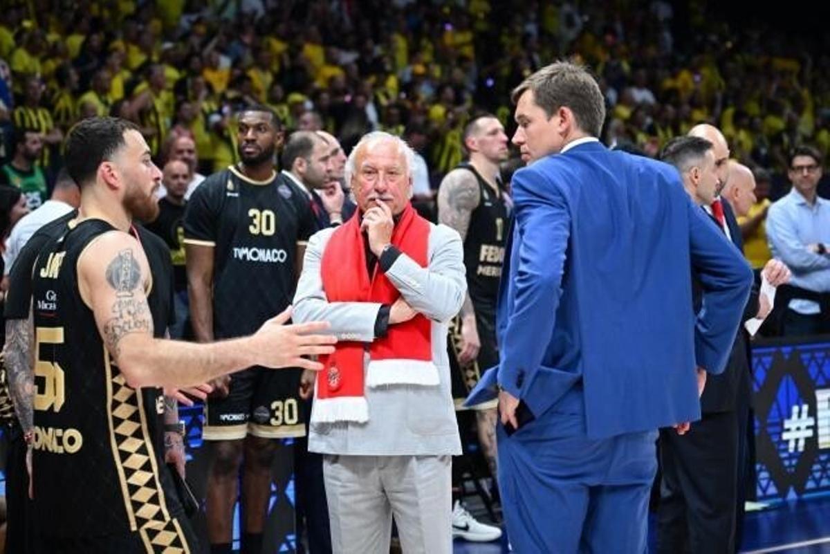 Los problemas financieros del propietario ruso han llevado al Estado a salvar al equipo, de momento, hasta el mes de abril