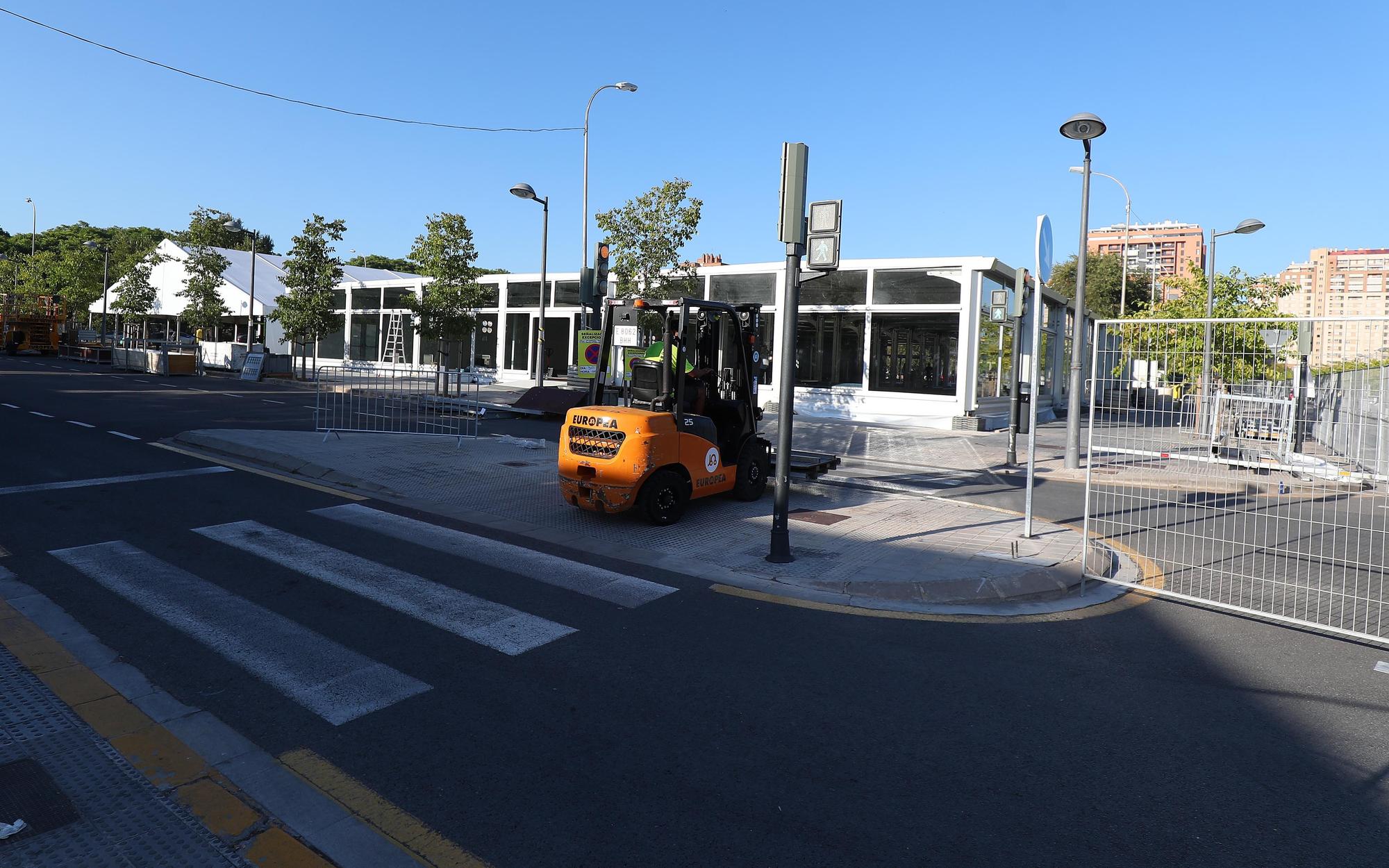 Empieza la instalación de la pista de la Copa Davis