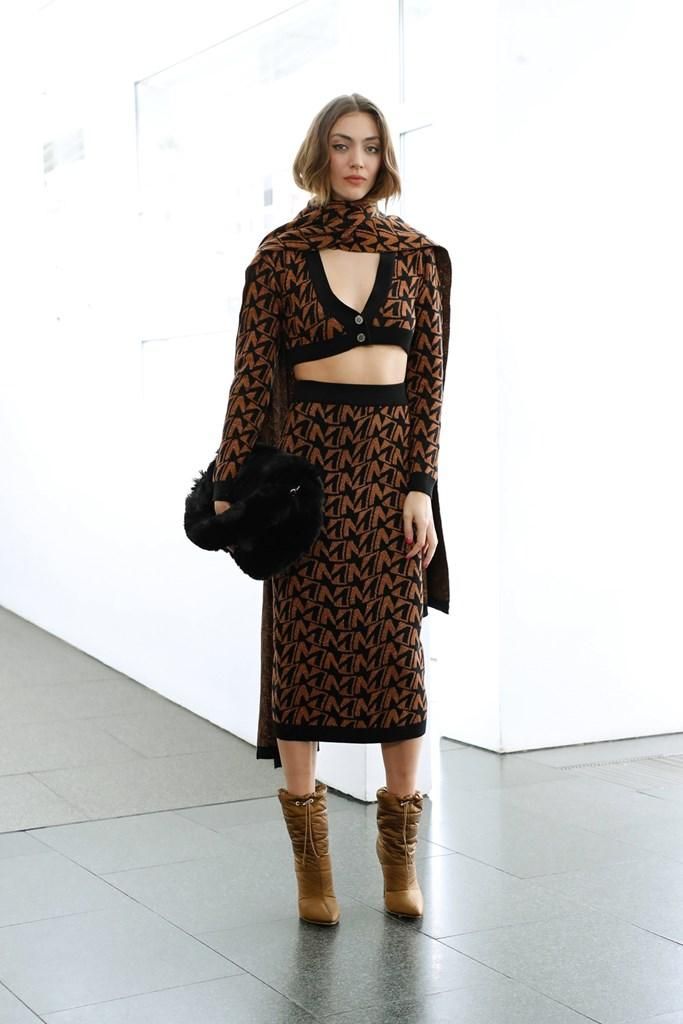 Lola Casademunt By Maite