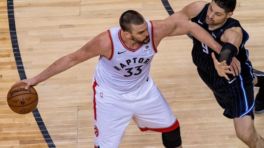 Gasol, simplemente fantástico con los Raptors