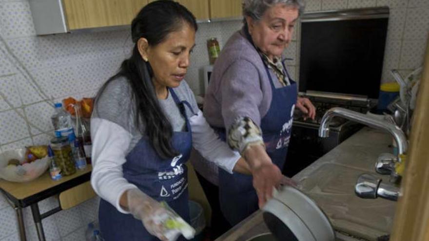 Graduadas en cuidado del hogar