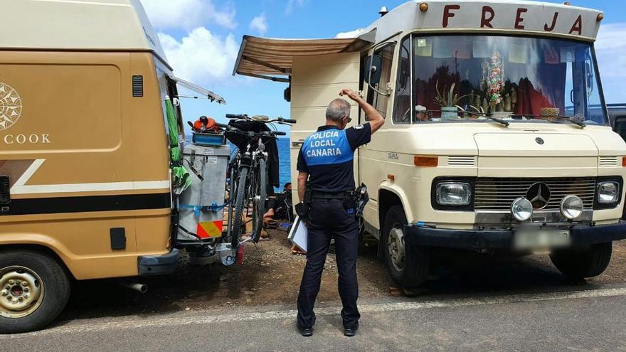 Control de la Policía Local en las playas.