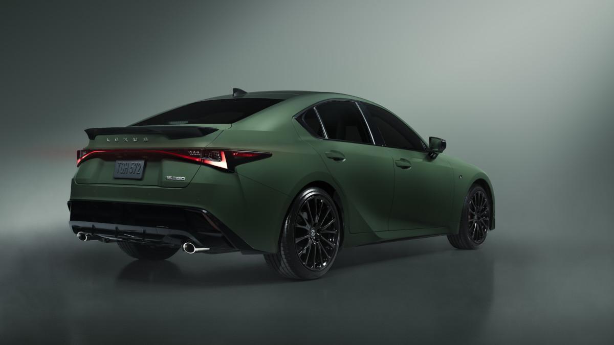 Lexus IS Special Appearance Pack