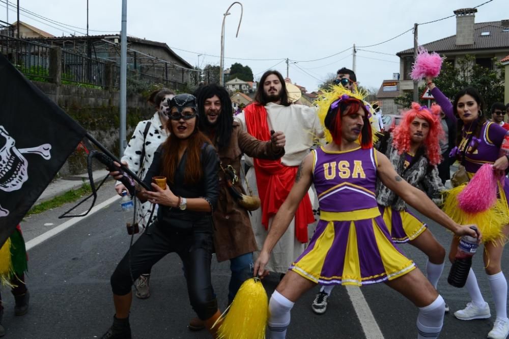 Aldán y Moaña celebran el final del Carnaval. // G. Núñez