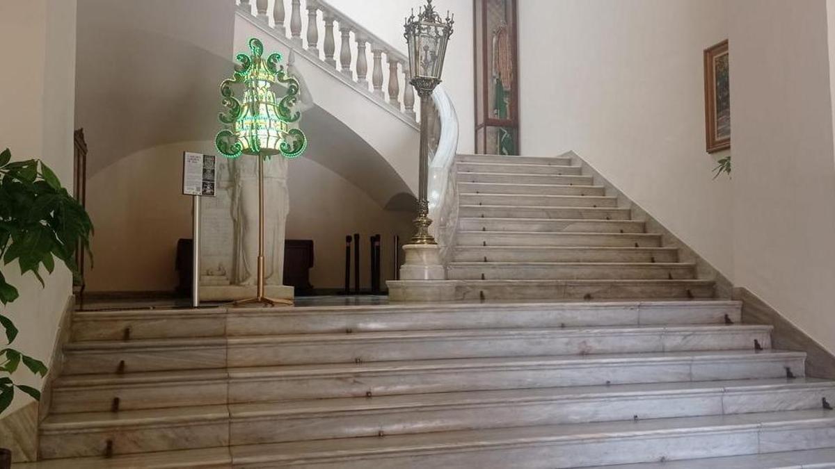 Imagen del vesítbulo del Ayuntamiento dónde tuvo lugar el encontronazo.