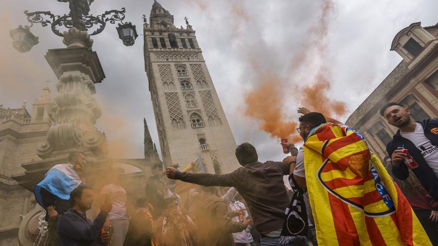 Sevilla huele a pólvora: ambientazo por la final de la Copa del Rey