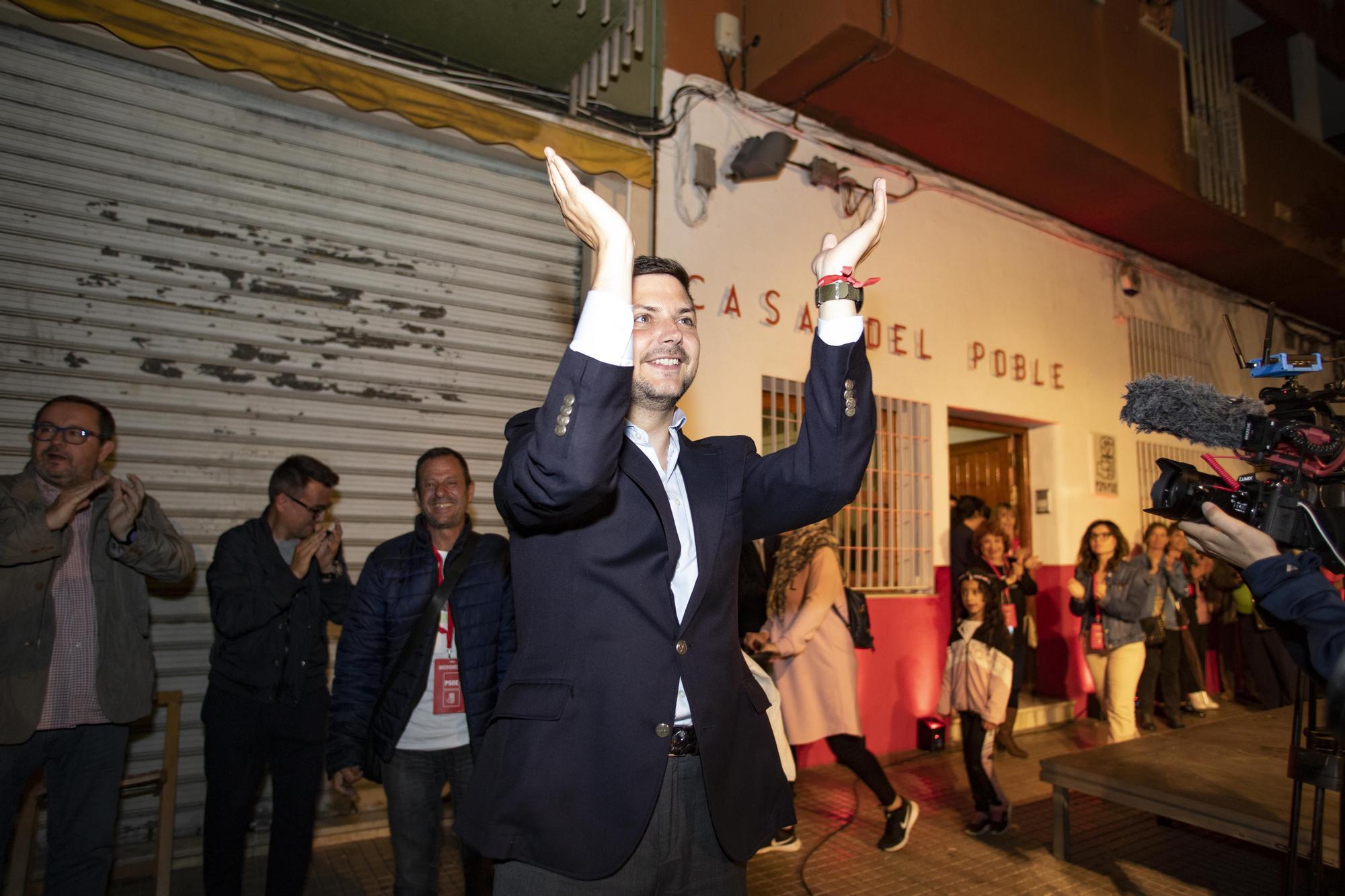 La celebración de la victoria del PSPV-PSOE de Gandia en la Casa del Poble