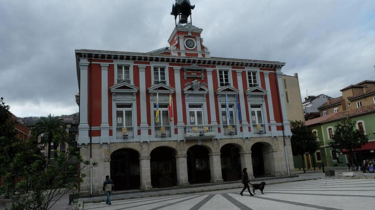 El ayuntamiento de Mieres.